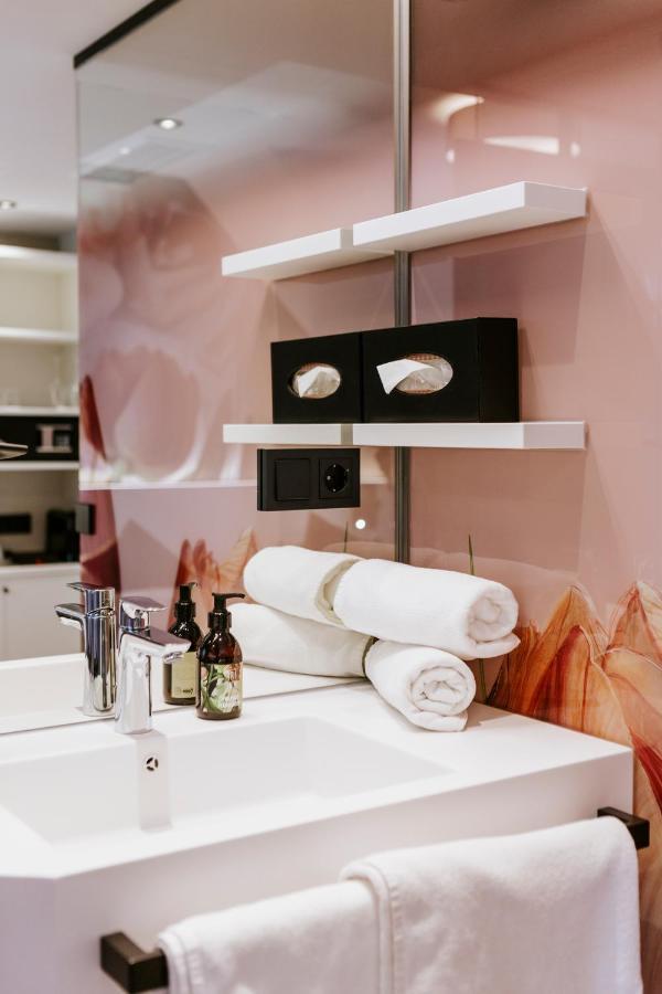 Art-Inn Design Self-Check-In-Hotel Linz Luaran gambar